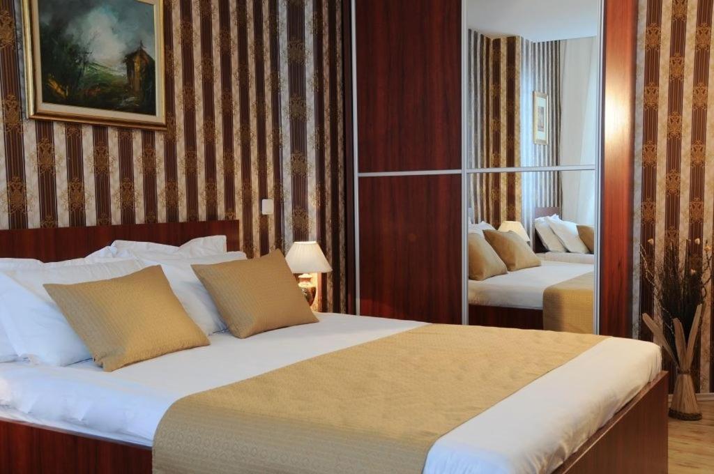 Hotel Royal สโกเปีย ห้อง รูปภาพ